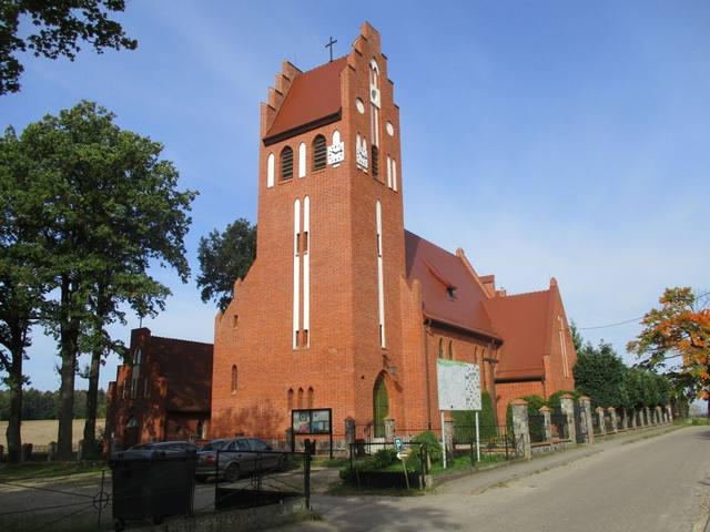 Kościół – Parafia Nawiedzenia Najświętszej Maryi Panny, Hopowo