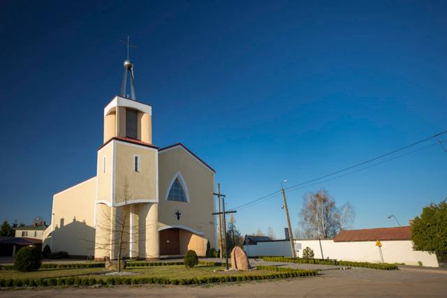 Kościół – Parafia Świętego Andrzeja Boboli, Budziska