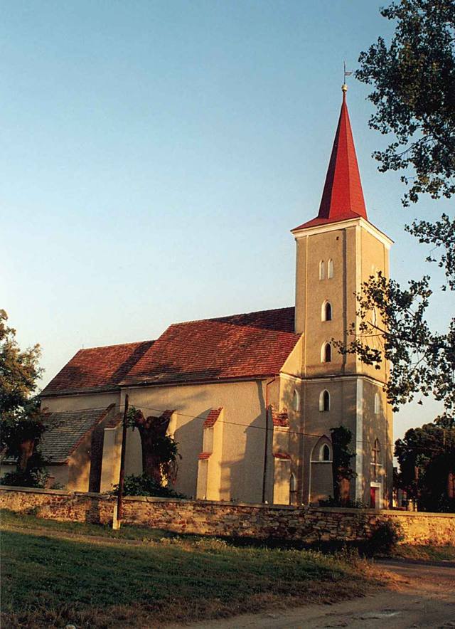Kościół – Parafia Św. Michała Archanioła, Jaworów