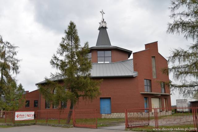 Kościół – Parafia Św. Jana Pawła II i św. Cyryla i Metodego, Radom