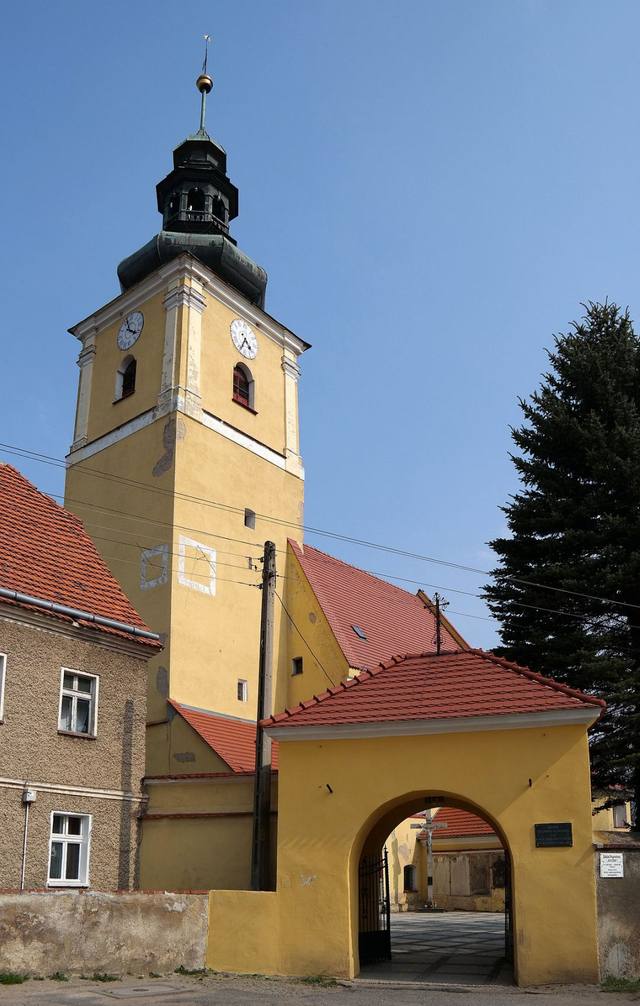 Kościół – Parafia Najświętszej Maryi Panny Królowej Polski, Przerzeczyn-Zdrój