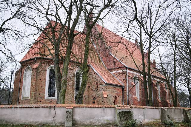 Kościół – Parafia Św. Ap. Piotra i Pawła, Łekno