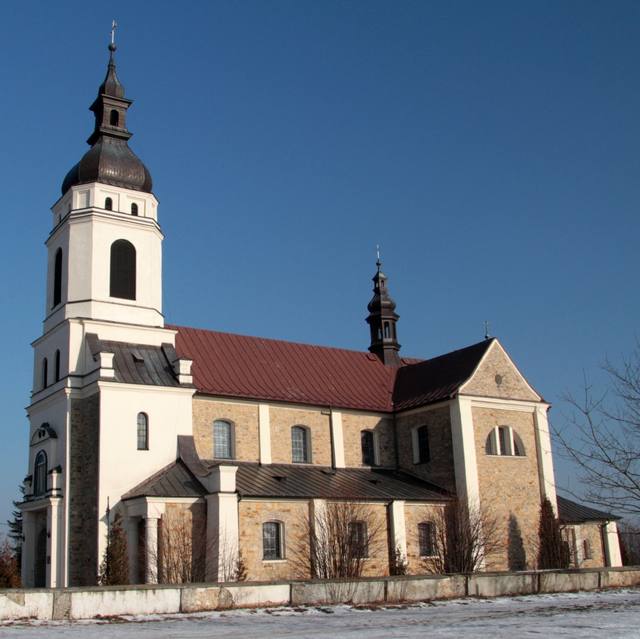 Kościół – Parafia Najświętszego Serca Pana Jezusa, Sady
