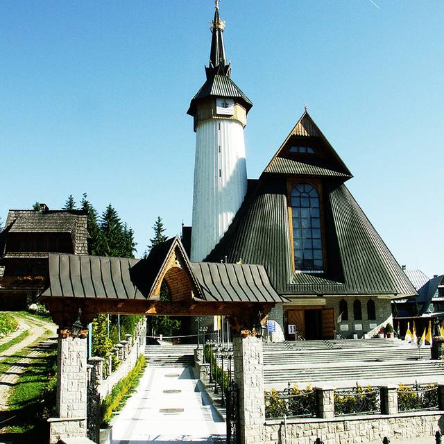 Kościół – Parafia Niepokalanego Serca Najświętszej Maryi Panny, Zakopane-Krzeptówki
