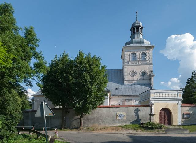 Kościół – Parafia Św. Marii Magdaleny, Gorzanów