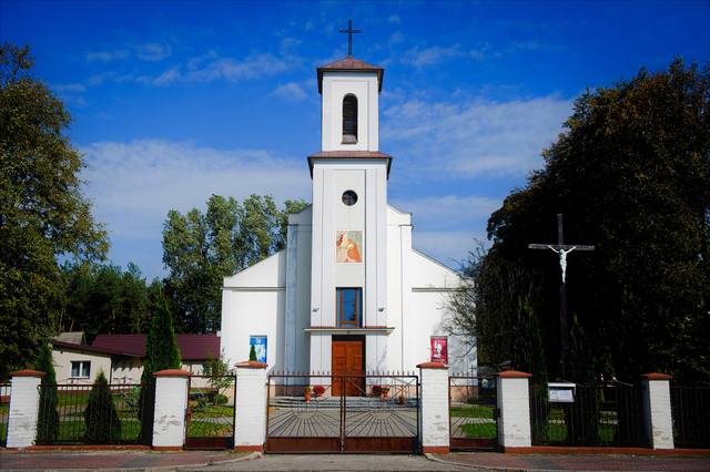 Kościół – Parafia MB Częstochowskiej, Gręzówka