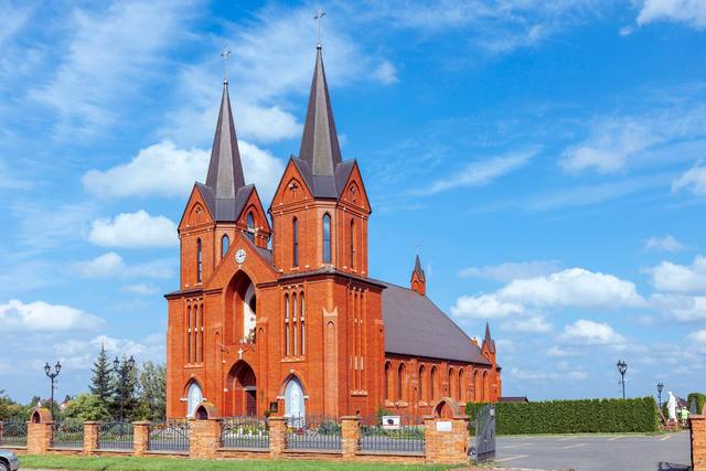 Kościół – Parafia Św. Andrzeja Boboli, Łomża