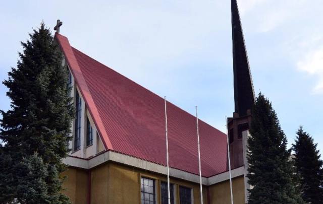 Kościół – Parafia Świętego Maksymiliana Marii Kolbego, Zalesie