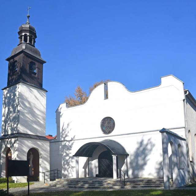 Kościół – Parafia Świętego Józefa Opiekuna Zbawiciela, Legnica