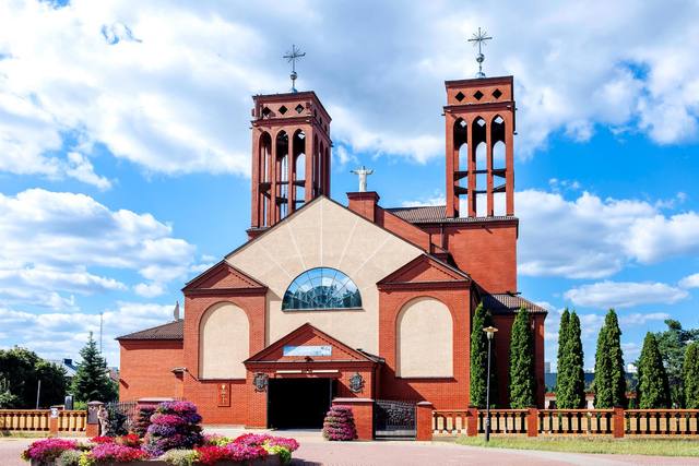 Kościół – Parafia Zbawiciela Świata, Ostrołęka