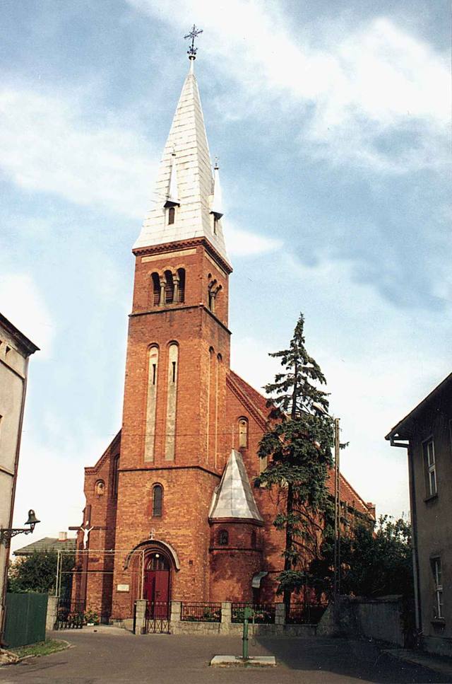 Kościół – Parafia Św. Michała Archanioła, Wińsko