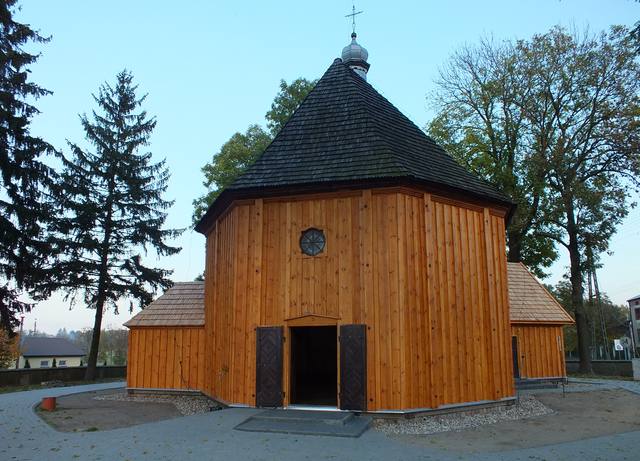 Kościół – Parafia Św. Michała Archanioła, Kucice