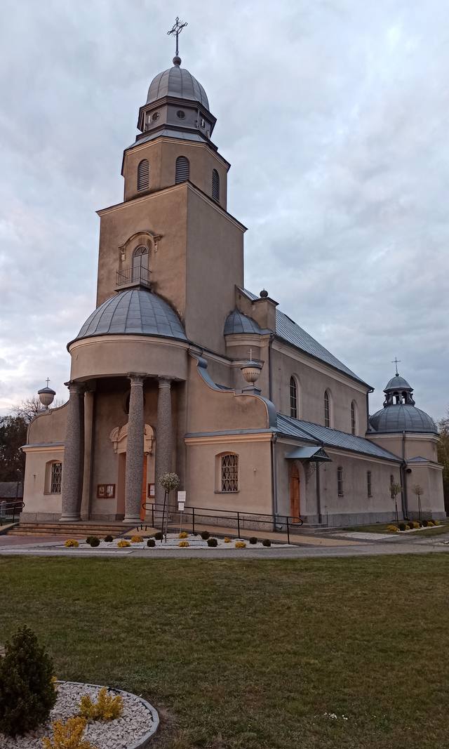 Kościół – Parafia Najświętszego Serca Pana Jezusa, Tarnowska Wola