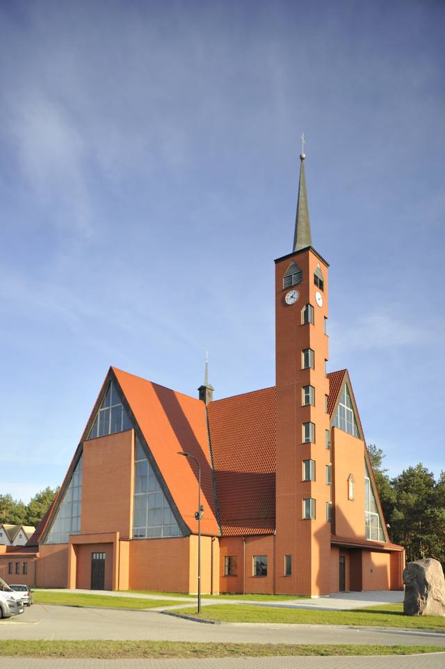 Kościół – Parafia Najświętszego Serca Pana Jezusa, Lębork