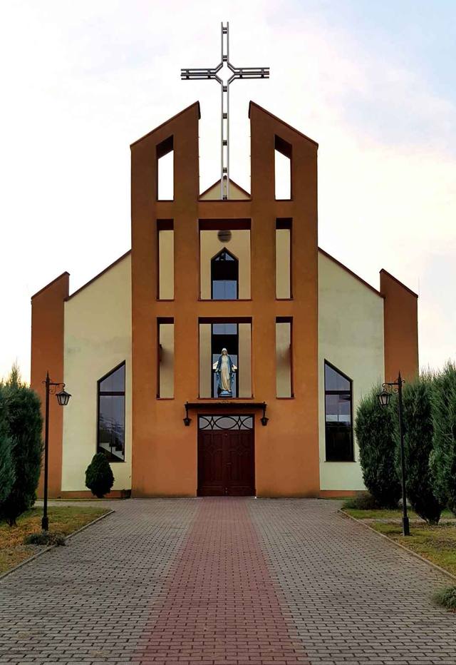 Kościół – Parafia Najświętszej Maryi Panny Różańcowej, Oława