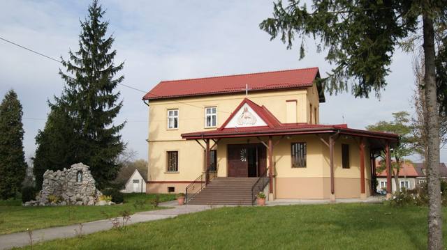 Kościół – Parafia Najświętszego Serca Pana Jezusa, Kraków-Lubocza