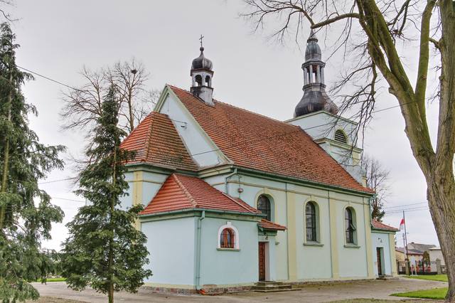 Kościół – Parafia Św. Michała Archanioła, Brudnia