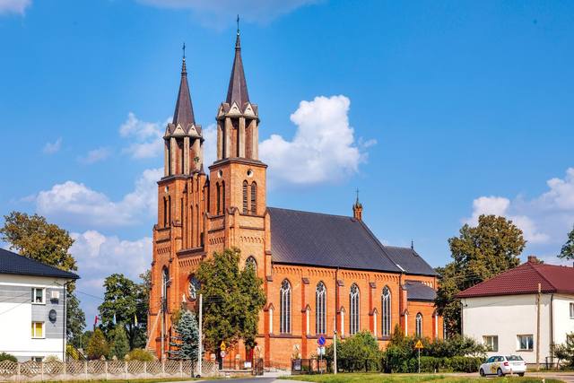 Kościół – Parafia Św. Michała Archanioła, Płonka Kościelna