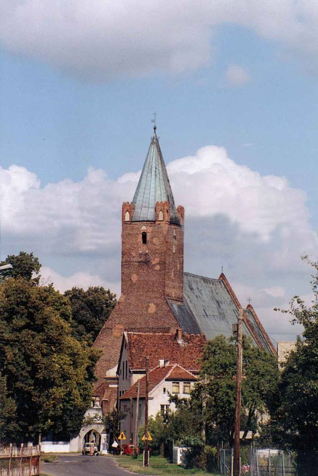 Kościół – Parafia Św. Jakuba, Małujowice