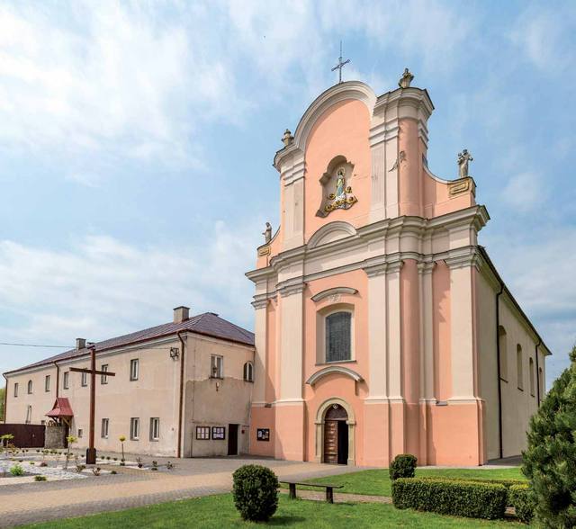 Kościół – Parafia Wniebowzięcia Najświętszej Maryi Panny, Opatów