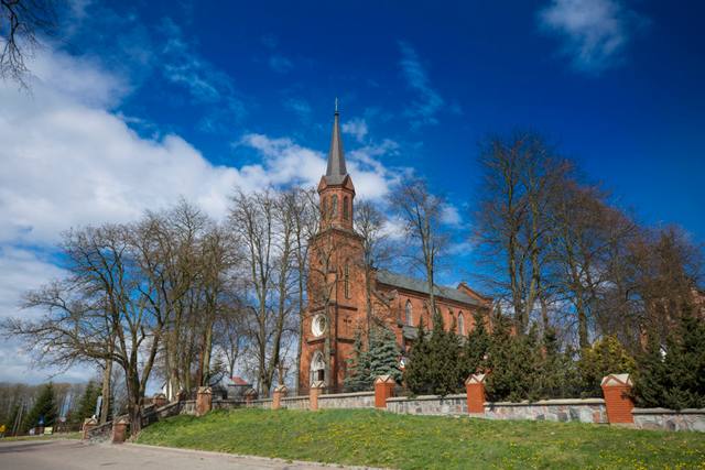 Kościół – Parafia Zwiastowania Najświętszej Maryi Panny, Miedzna