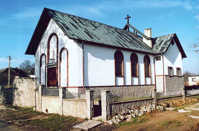 Kościół – Parafia Miłosierdzia Bożego, Boleścin