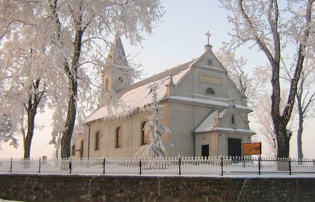 Kościół – Parafia Św. Michała Archanioła, Woźniki