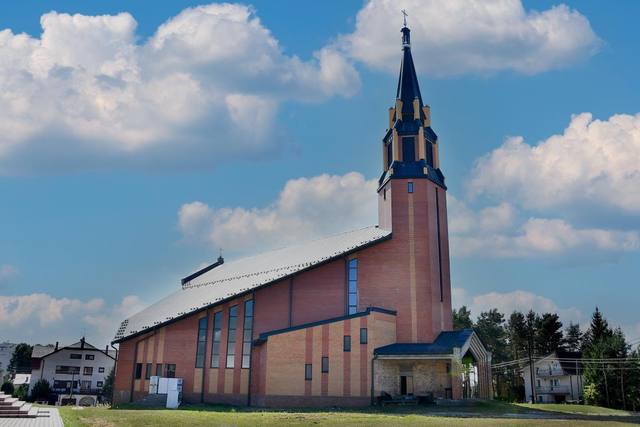 Kościół – Parafia NMP Nieustającej Pomocy, Białystok