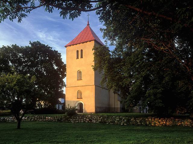 Kościół – Parafia Matki Boskiej Szkaplerznej, Rodnowo