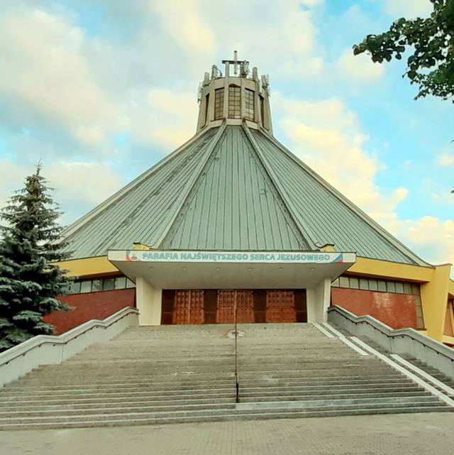 Kościół – Parafia Najświętszego Serca Jezusowego, Włocławek
