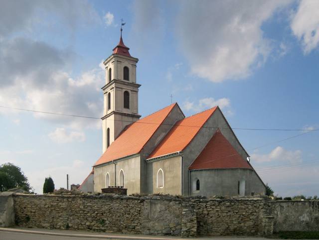 Kościół – Parafia Św. Barbary, Pastuchów