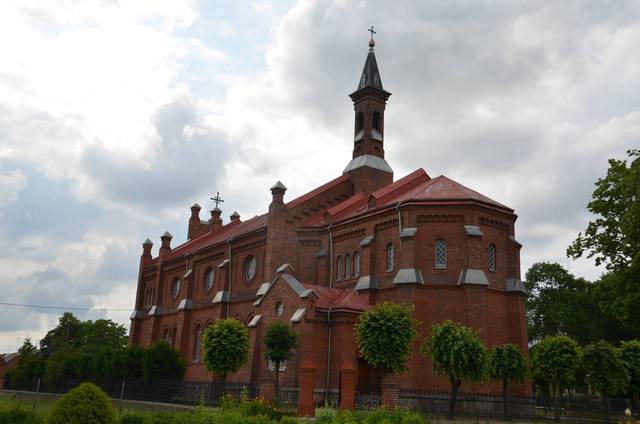 Kościół – Parafia Św. Marcina, Zielona