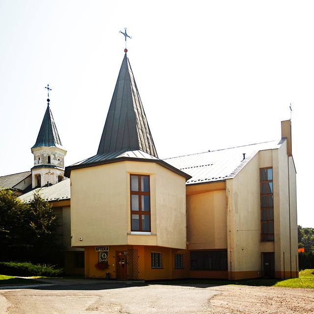 Kościół – Parafia Narodzenia Najświętszej Maryi Panny, Kraków-Bieżanów