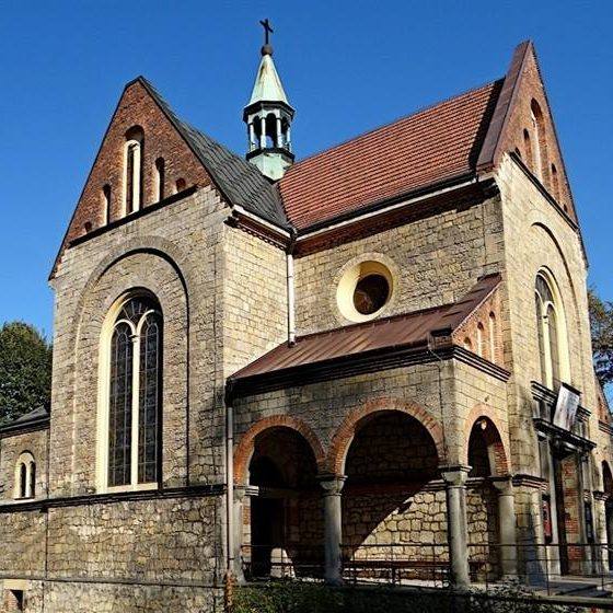 Kościół – Parafia Matki Bożej Ostrobramskiej, Chrzanów-Rospontowa
