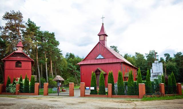 Kościół – Parafia Macierzyństwa NMP, Łuzki