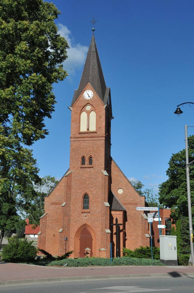 Kościół – Parafia Świętego Marcina, Sierakowice
