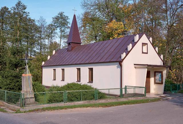 Kościół – Parafia Św. Teresy od Dzieciątka Jezus, Gromadzice