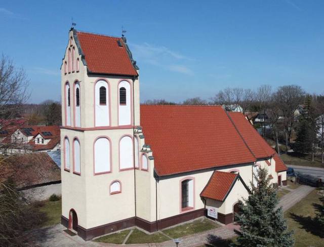 Kościół – Parafia Matki Bożej Królowej Polski, Miłki