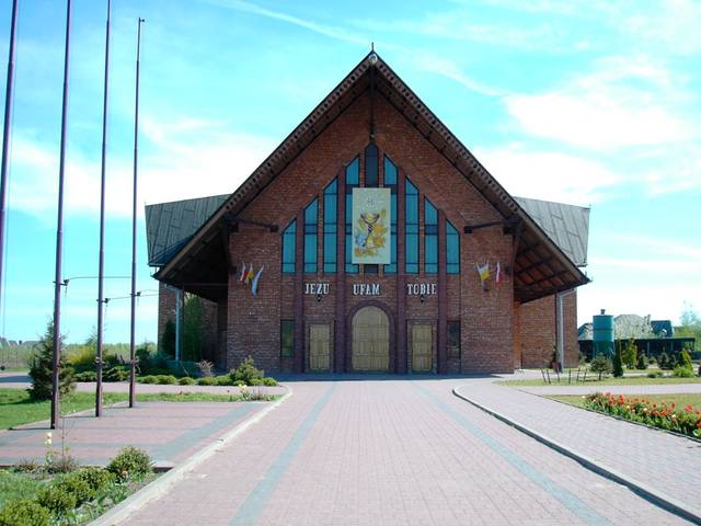 Kościół – Parafia Miłosierdzia Bożego, Grójec