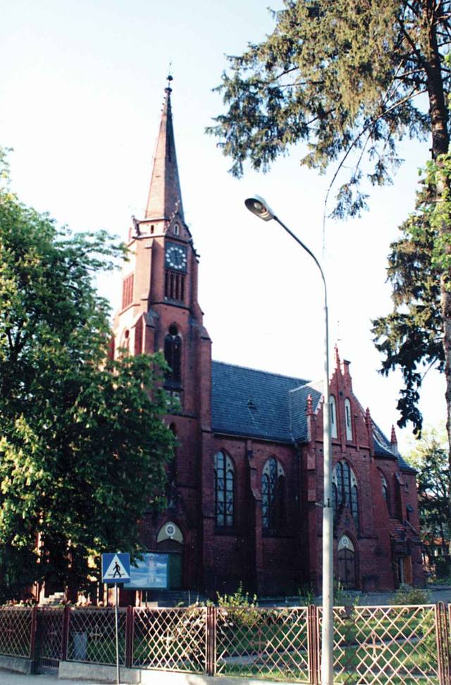 Kościół – Parafia Najświętszego Serca Pana Jezusa, Oborniki Śląskie
