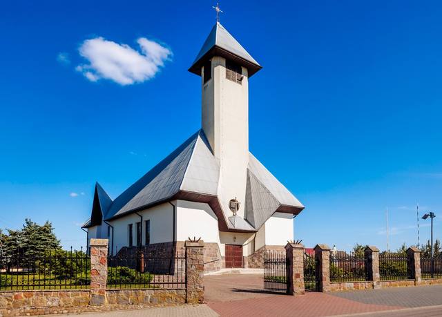 Kościół – Parafia NMP Częstochowskiej, Ławsk