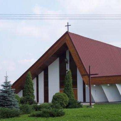 Kościół – Parafia Narodzenia Najświętszej Maryi Panny, Rusocice