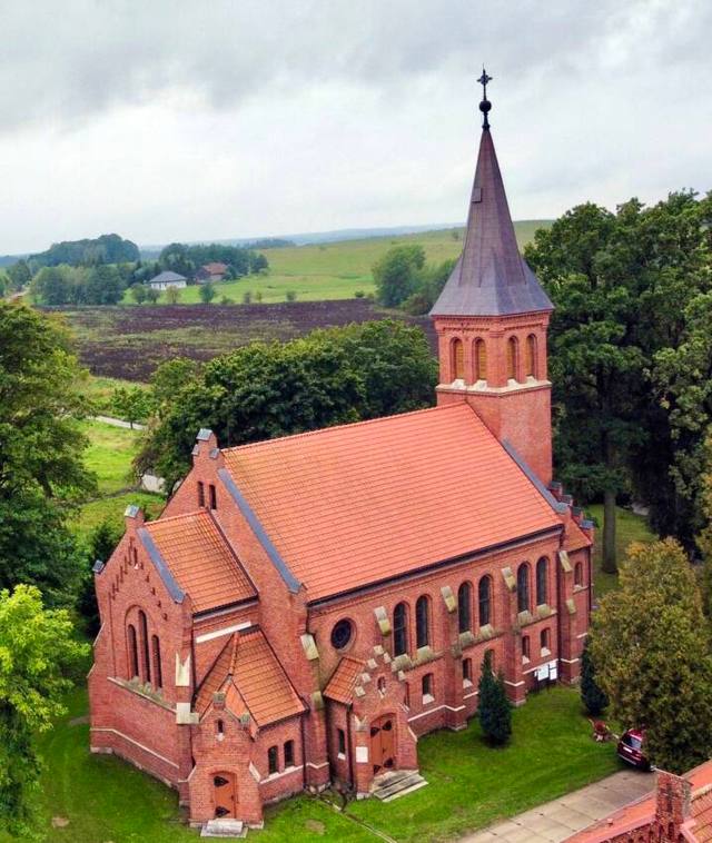 Kościół – Parafia Św. Apostołów Piotra i Pawła, Użranki