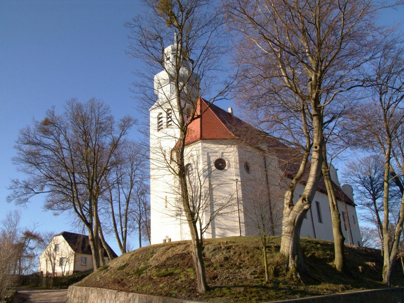 Kościół – Parafia Św. Mateusza Apostoła, Góra