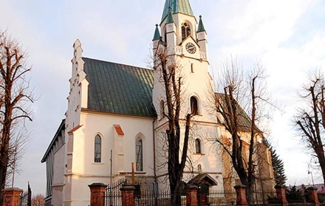 Kościół – Parafia Najświętszej Maryi Panny Matki Kościoła i Świętego Jakuba Apostoła, Brzesko