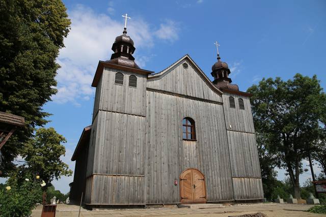 Kościół – Parafia Św. Ap. Piotra i Pawła, Wylatowo