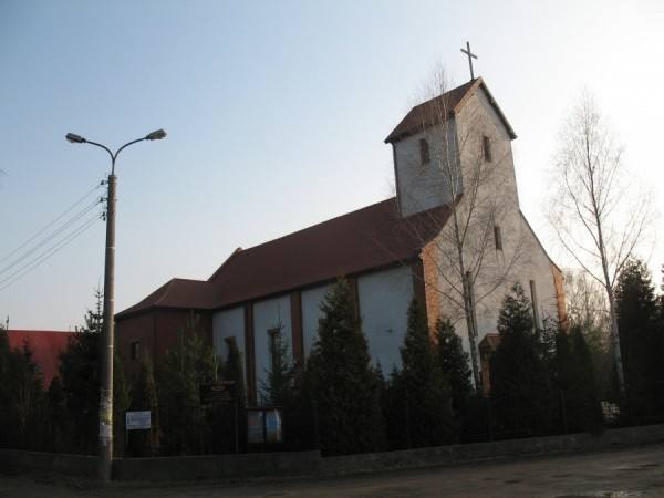 Kościół – Parafia Świętej Rodziny, Kamionka