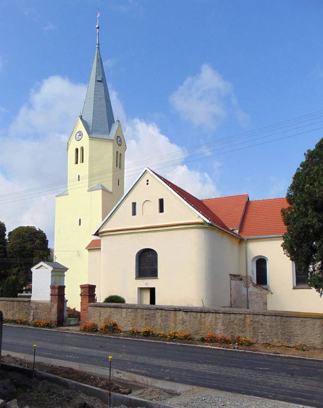 Kościół – Parafia Podwyższenia Krzyża Świętego, Konary