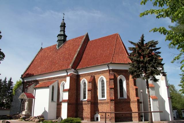 Kościół – Parafia Św. Zygmunta, Sienno