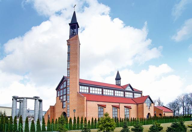 Kościół – Parafia Najświętszej Maryi Panny Matki Kościoła, Starogard Gd.